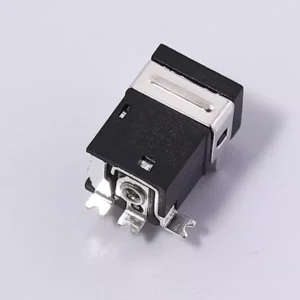 DC power connector